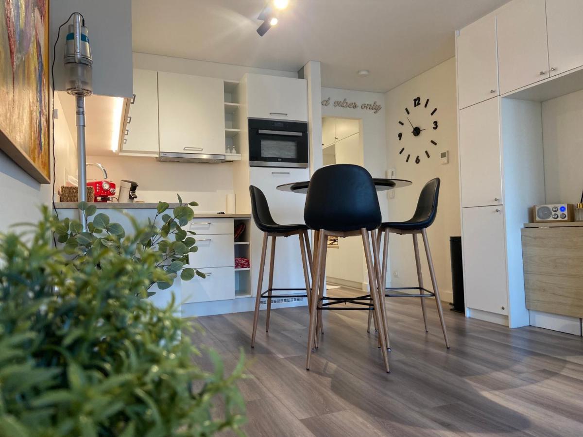 Moderne Studio Aan Zee Apartamento Ostend Exterior foto