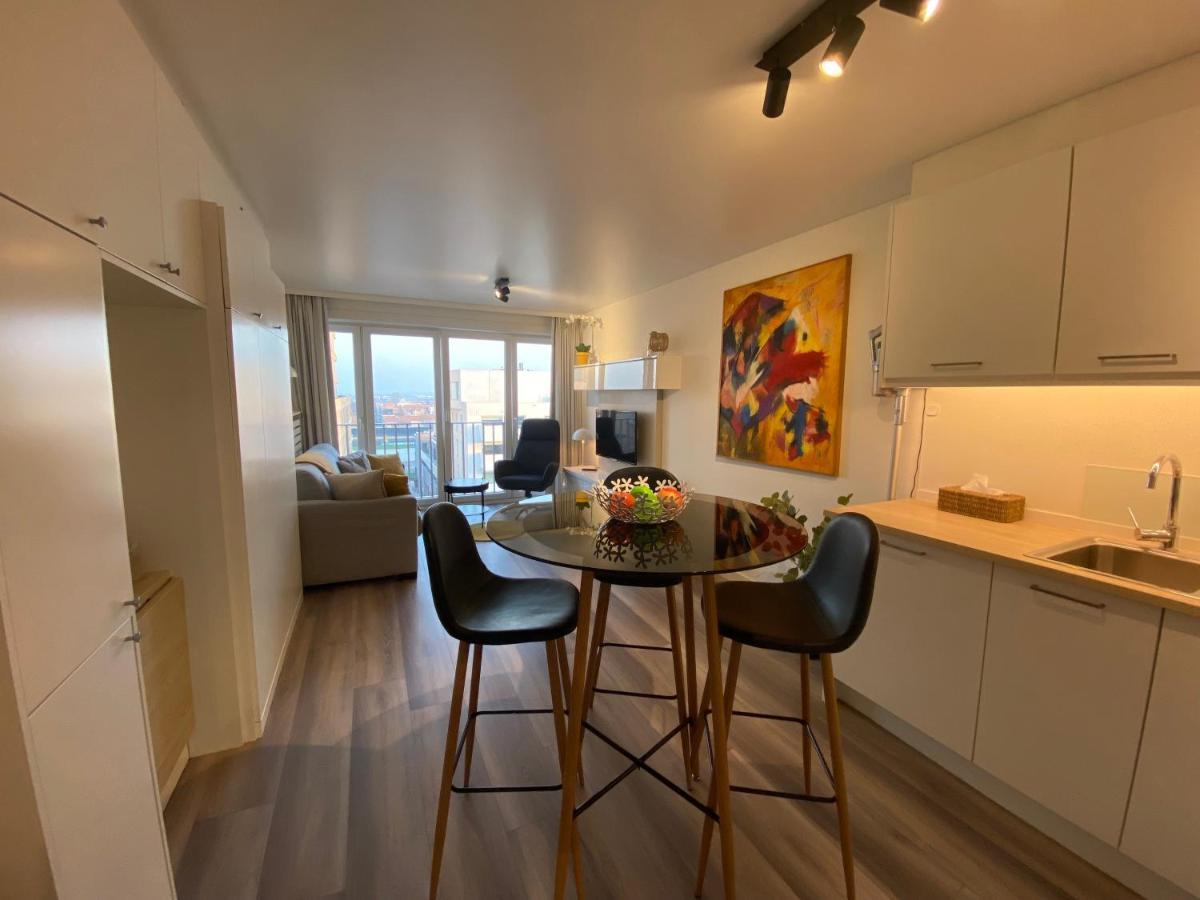 Moderne Studio Aan Zee Apartamento Ostend Exterior foto